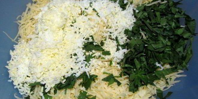 Рецепт рулетиков из лаваша с сыром