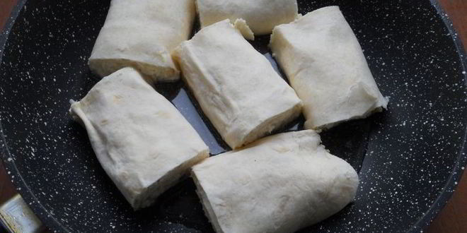 Рецепт рулетиков из лаваша с творогом жареные на сковороде