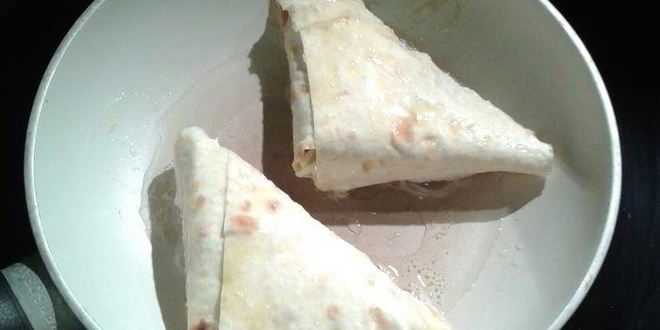 Рецепт жареного лаваша с сыром и зеленью