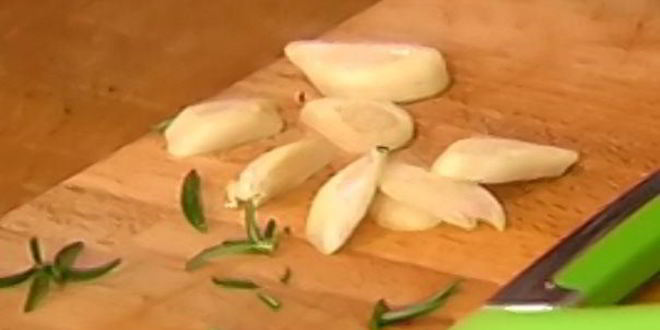 Рецепт фокаччи с чесноком и розмарином