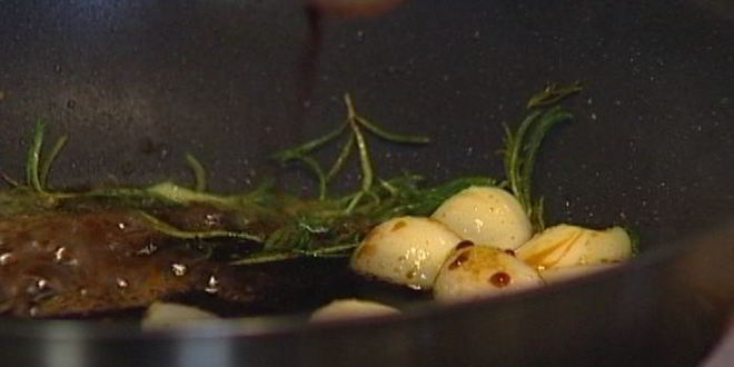 Рецепт фокаччи с чесноком и розмарином