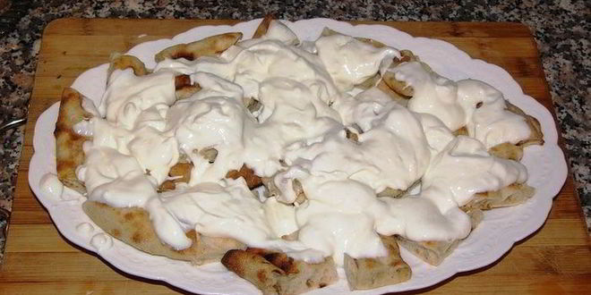 Рецепт говяжьих котлет на лепешке пиде