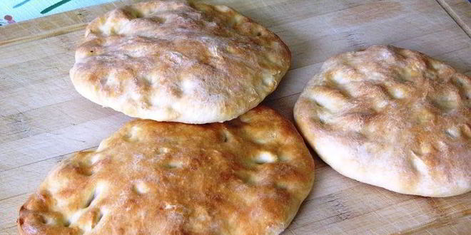 Рецепт говяжьих котлет на лепешке пиде