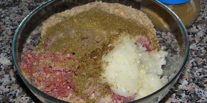 Рецепт говяжьих котлет на лепешке пиде