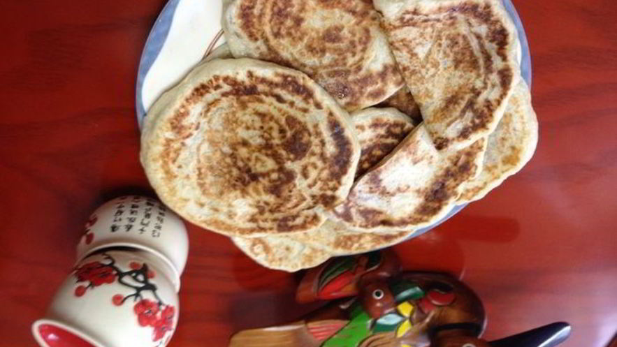 Рецепт хоттока — корейских лепешек со сладкой начинкой