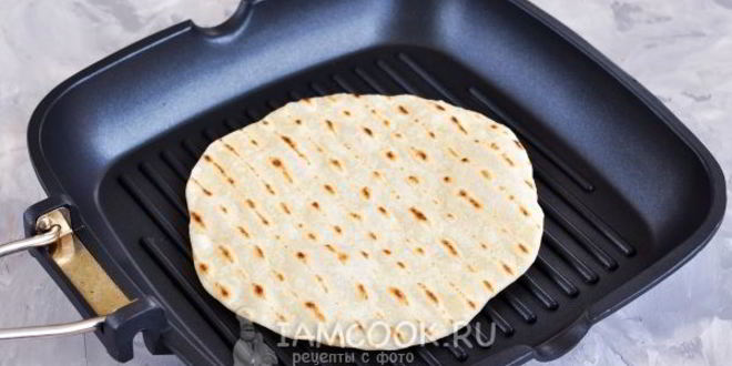 Рецепт лепешек без яиц на сковороде