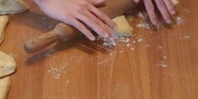 Рецепт лепешек наан с сыром и зеленью