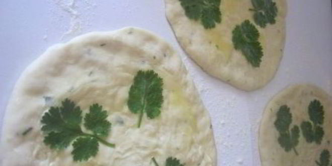 Рецепт лепешек наан со специями и кинзой