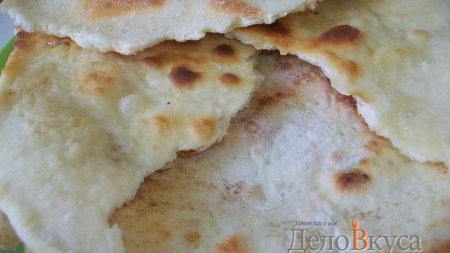 Рецепт пресной лепешки на кислом молоке