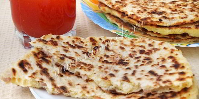 Рецепт сырных лепешек с ветчиной