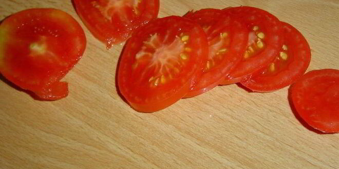 Рецепт великолепной лепешки с помидорами