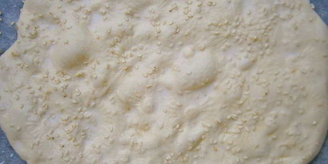 Рецепт восточной лепешки с базиликовым медом