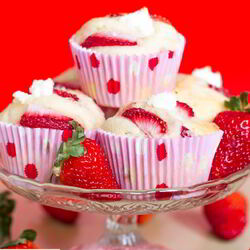 Рецепт Клубничных маффинов с творогом