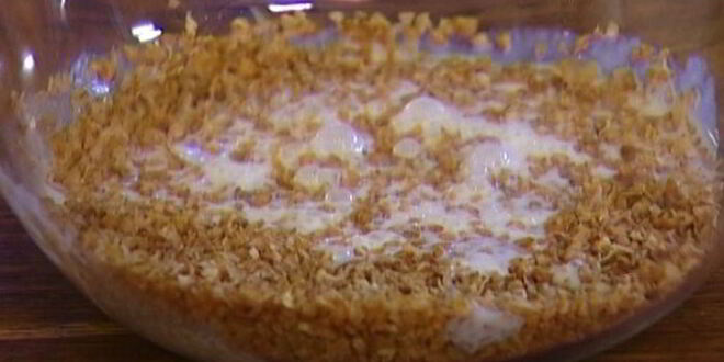 Рецепт маффинов с гречневыми хлопьями и вишней