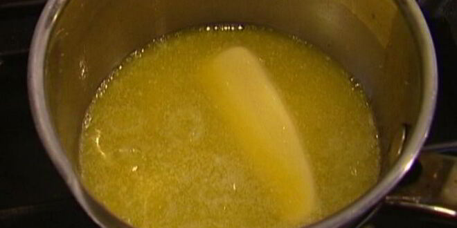 Рецепт маффинов с гречневыми хлопьями и вишней