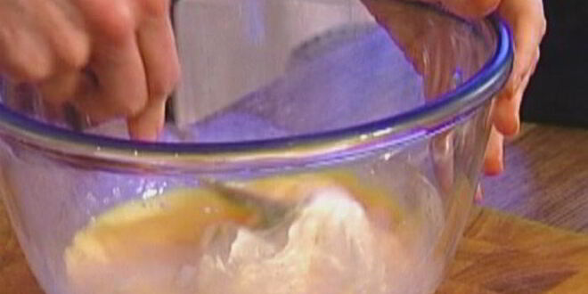 Рецепт маффинов со свежей малиной и миндальной корочкой