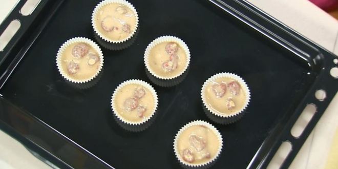 Рецепт овсяных маффинов с малиной