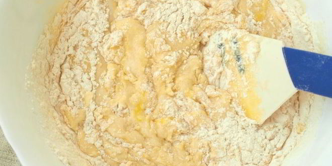 Рецепт манника на кефире с яблоками