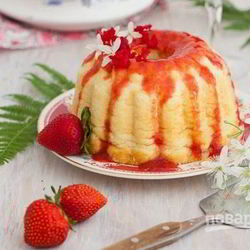 Рецепт Манника с клубничным соусом