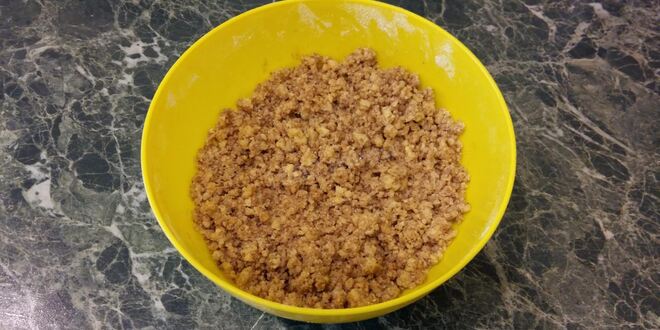 Рецепт пирога манник с творогом и черносливом