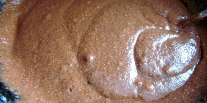 Рецепт постного шоколадного манника с клюквой