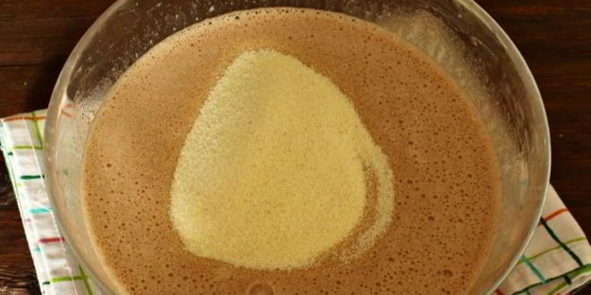 Рецепт шоколадного манника на молоке