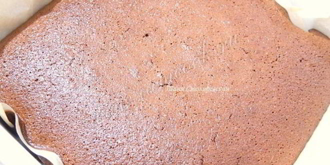 Рецепт шоколадного манника на сметане