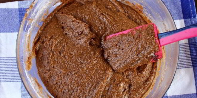 Рецепт шоколадного манника с вишней