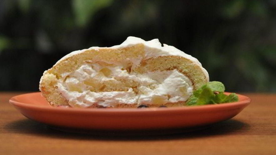 Рецепт нежнейшего яблочного рулета