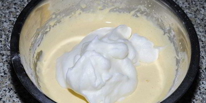 Рецепт нежнейшего яблочного рулета