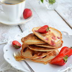 Рецепт Клубничных оладий с рикоттой