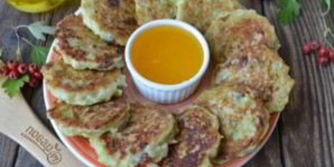 Рецепт оладий из кабачков и яблок