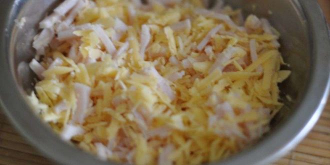 Рецепт оладий из кабачков с сыром