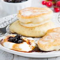 Оладьи на дрожжах на молоке