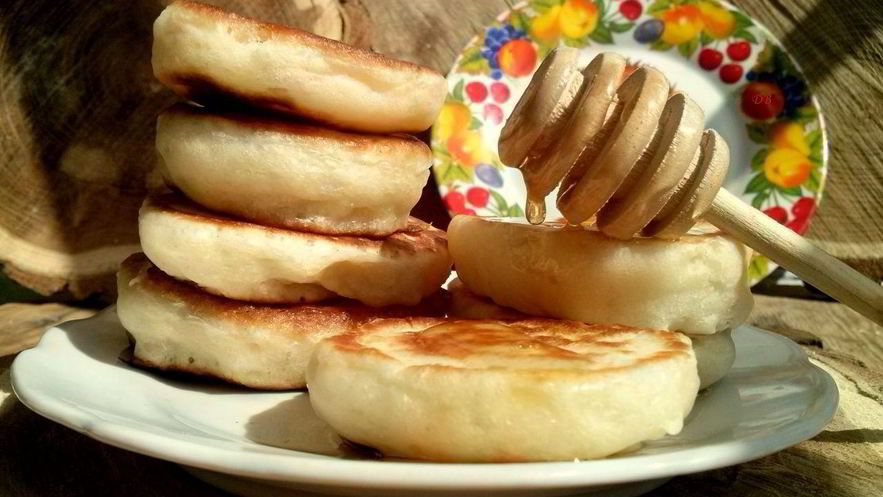 Рецепт оладий на молоке с дрожжами