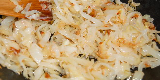 Рецепт оладий с капустой на дрожжах