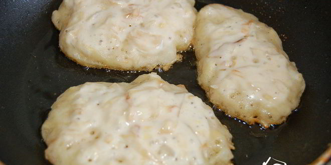 Рецепт оладий с капустой на дрожжах