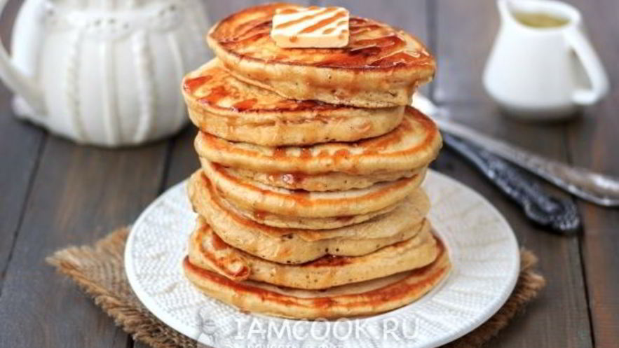Рецепт пышных оладий на молоке без дрожжей