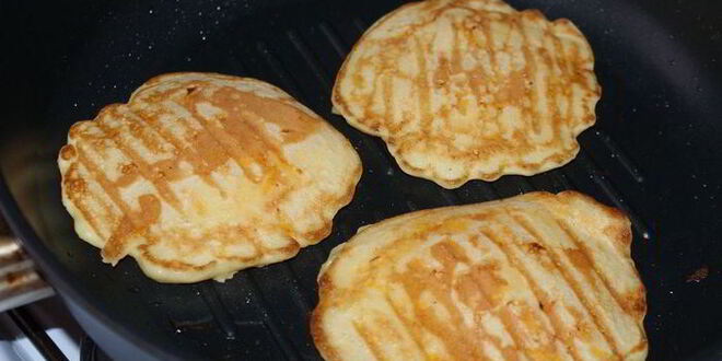 Рецепт тыквенных оладий с медовыми орехами