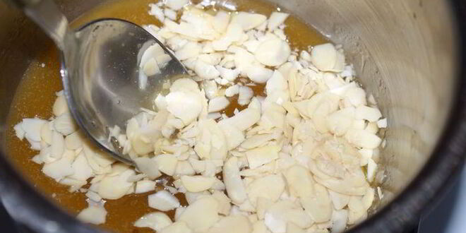 Рецепт тыквенных оладий с медовыми орехами