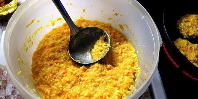 Рецепт тыквенных оладий с пшенкой