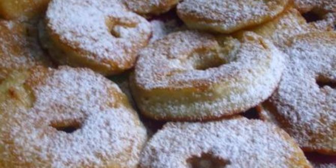 Рецепт яблочных оладий с корицей