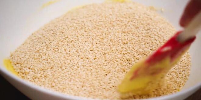 Рецепт быстрого хрустящего кунжутного печенья