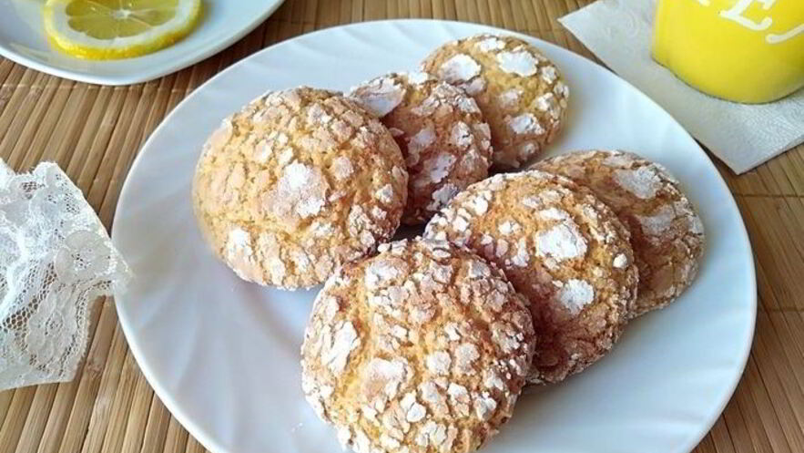 Рецепт лимонно-кокосового печенье с трещинками