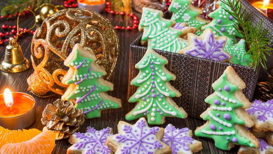 Рецепт новогоднего сахарного печенья с глазурью