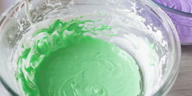 Рецепт новогоднего сахарного печенья с глазурью