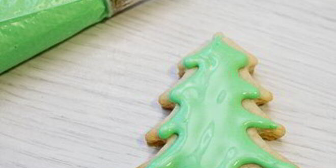 Рецепт новогоднего сахарного печенья с глазурью