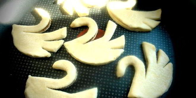 Рецепт печений гуси-лебеди с корицей из творожного теста