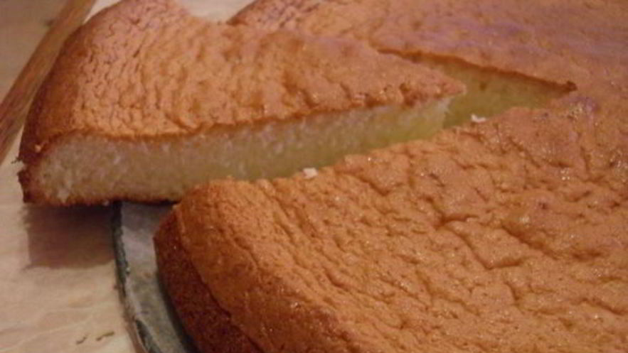 Рецепт бисквитного пирога с лимоном