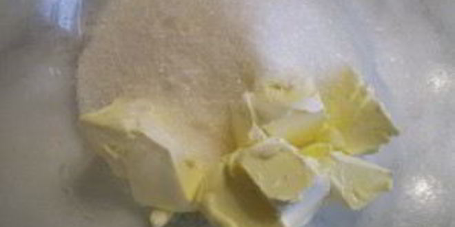 Рецепт бисквитного пирога с ягодами